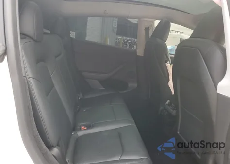 2023 Tesla Model Y z USA, uszkodzony, nr VIN 7SAYGDEE8PA080783